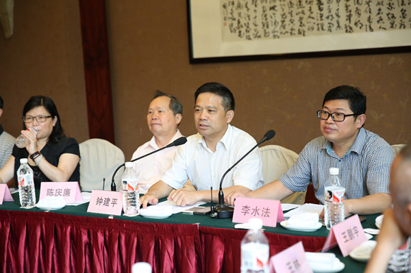 C:\Documents and Settings\Administrator\桌面\W20A3875_副本.jpg C:\Documents and Settings\Administrator\桌面\W20A3875_副本.jpg