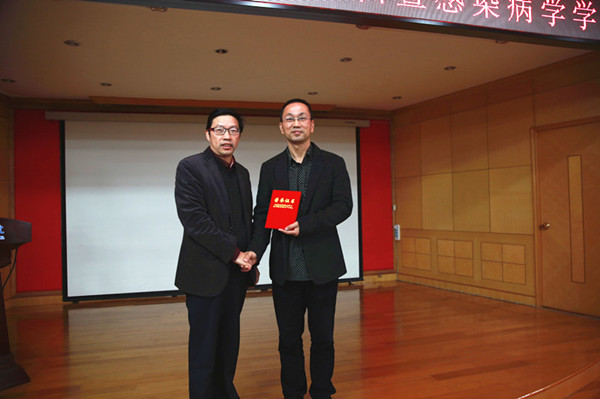 C:\Users\sony\Desktop\W20A7585_副本_副本.jpg C:\Users\sony\Desktop\W20A7585_副本_副本.jpg