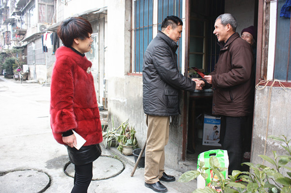 C:\Documents and Settings\Administrator\桌面\IMG_7353_副本.jpg C:\Documents and Settings\Administrator\桌面\IMG_7353_副本.jpg