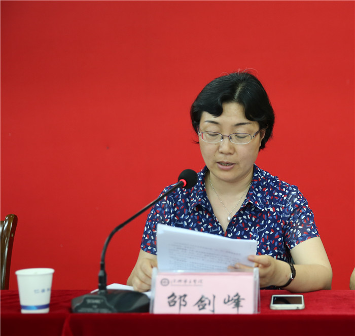 W20A6692_副本.jpg W20A6692_副本.jpg