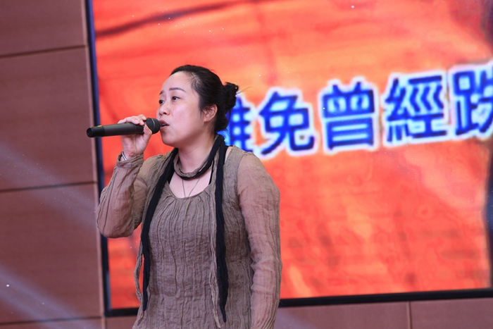 C:\Users\Administrator\Desktop\新建文件夹 (5)\阳光总在风雨后.jpg C:\Users\Administrator\Desktop\新建文件夹 (5)\阳光总在风雨后.jpg