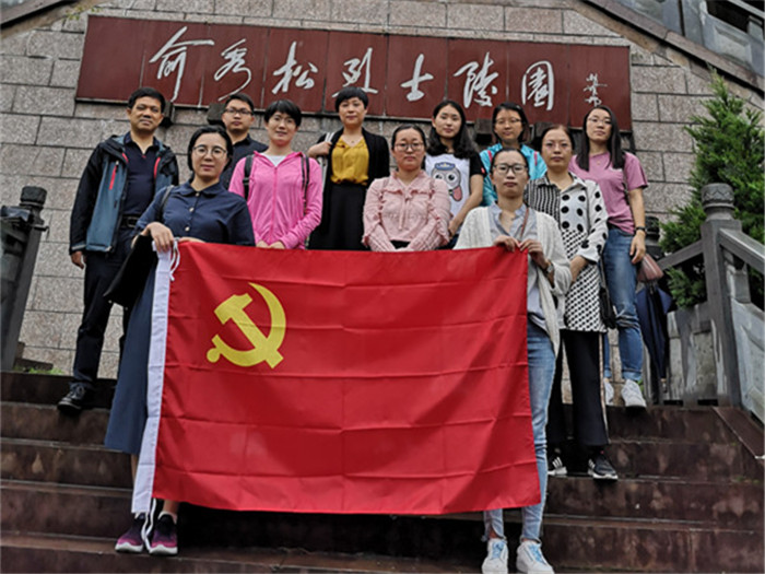 微信图片_20180627095447_副本_副本.jpg 微信图片_20180627095447_副本_副本.jpg