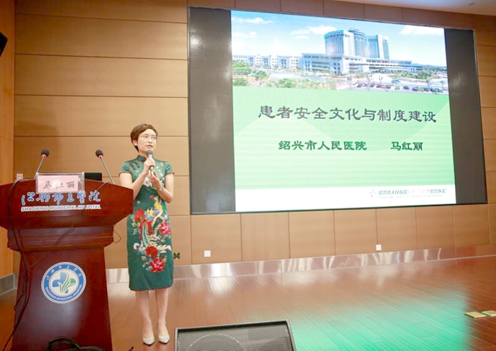 马红丽_副本.jpg