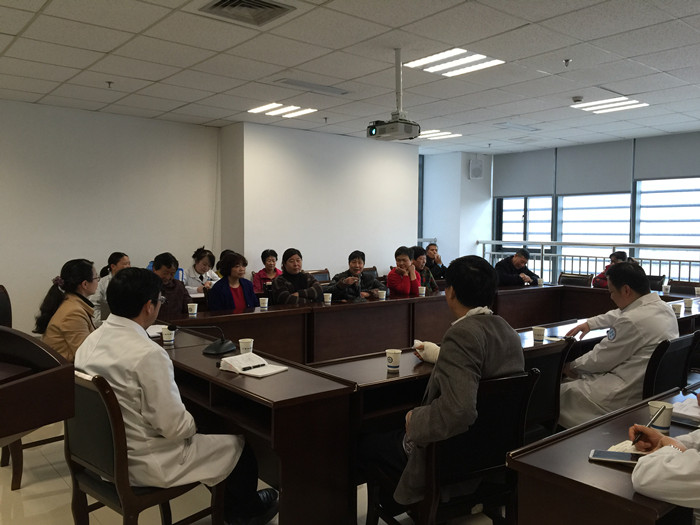 工休座谈会4_副本.jpg 工休座谈会4_副本.jpg