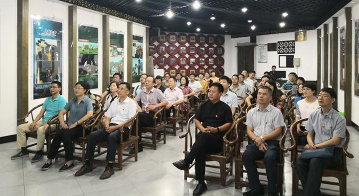 微信图片_20190613103055_副本.jpg