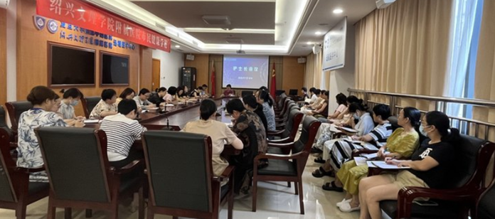 护理部召开2025年7月护士长工作会议 ——聚焦质量提升与团队建设，推动优质护理服务创新发展