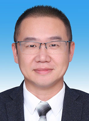 凌坚